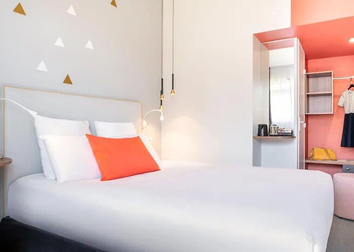 Kyriad Lyon Est - Quentin Fallavier Hotel