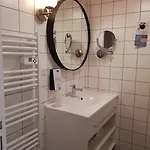 Hotel Kyriad Lyon Est - Quentin Fallavier 3*
