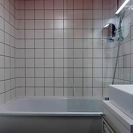 Kyriad Lyon Est - Quentin Fallavier Hotel Saint-Quentin-Fallavier